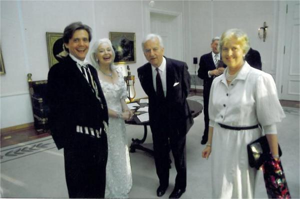 Mit Bundespräsident Richard von Weizsäcker, dessen Gattin Marianne von Weizsäcker und Dame Gwyneth Jones