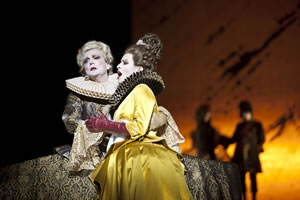 als Nutrice in "L' INCORONAZIONE DI POPPEA" in der Staatsoper UNTER DEN LINDEN, mit Katharina Kammerloher, Foto: Bernd Uhlig